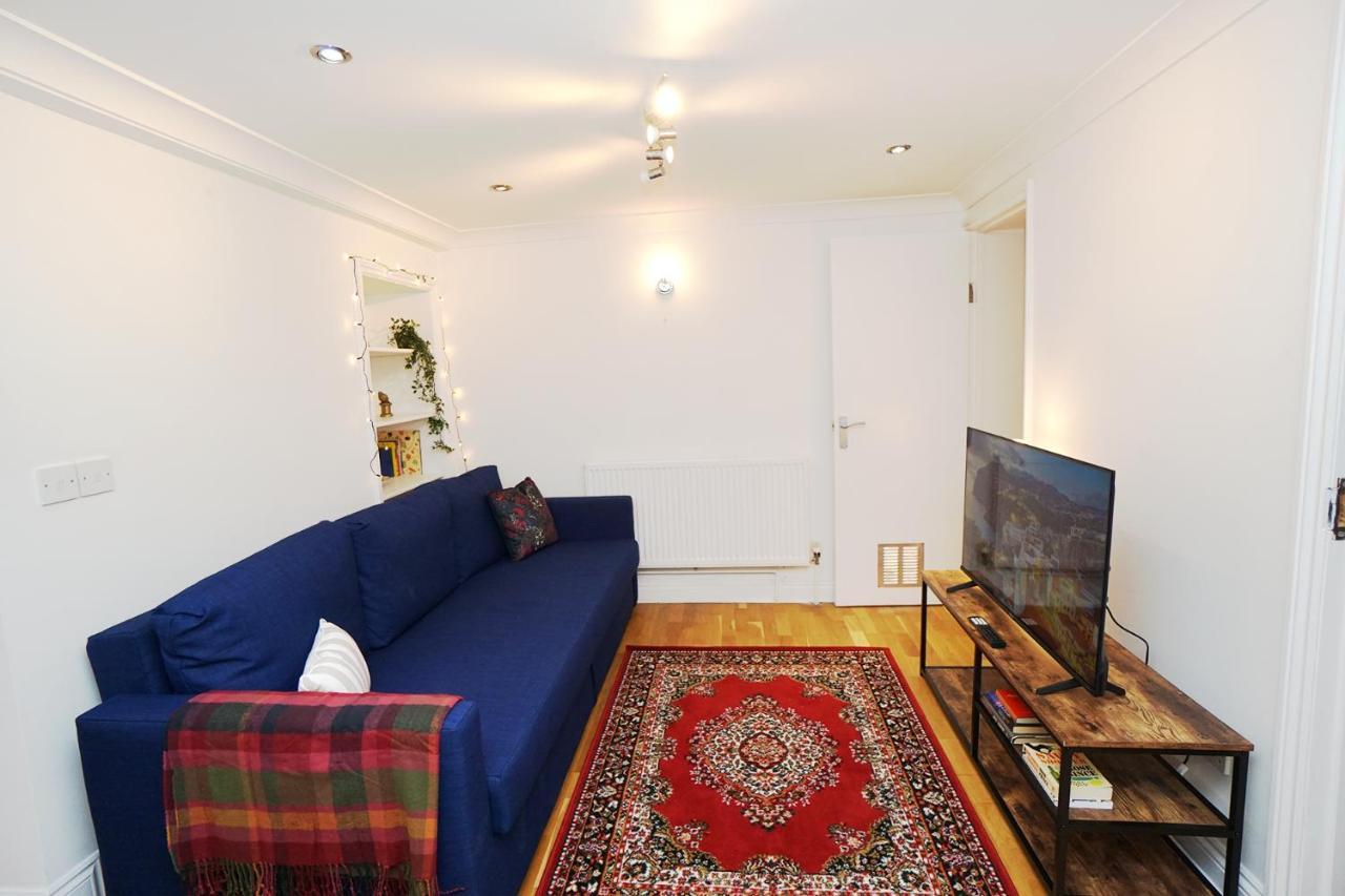 לונדון Cozy Retreat By Aresti Hotels מראה חיצוני תמונה